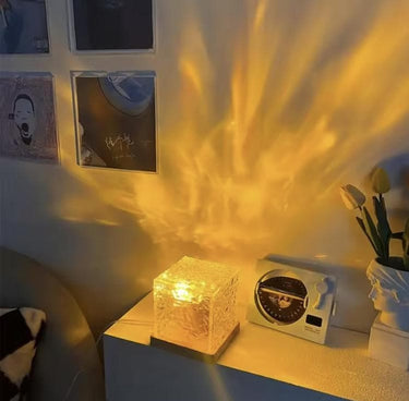 Crystal Water Ripple Lamp - 3/16 Colors Water Projector Night Light, Acrylic Cube, USB Rotating Light for Bedroom & Livin